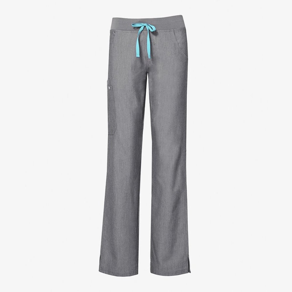 Figs Kade High-Rise Cargo Scrub Pant in Graphite - Picture 6 of 11